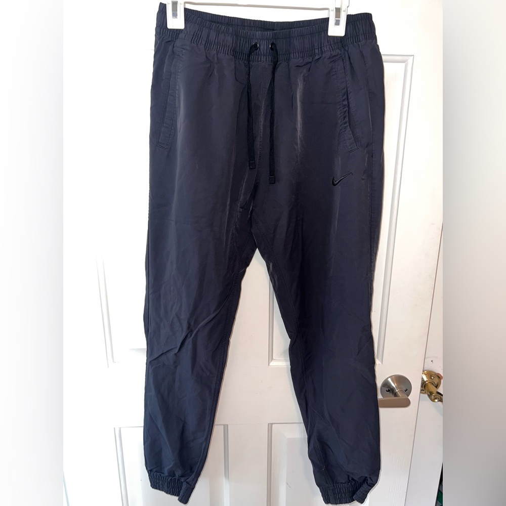 Nike Men's Black joggers